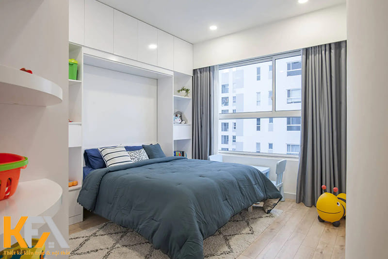 Phòng ngủ đơn giản với gam màu xanh trắng cho bé trai
