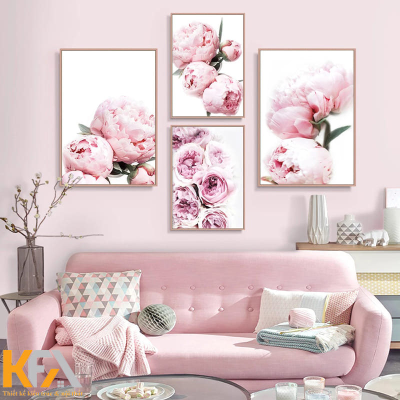 KTS tạo điểm nhấn cho phòng khách bằng những bức tranh hoa hồng